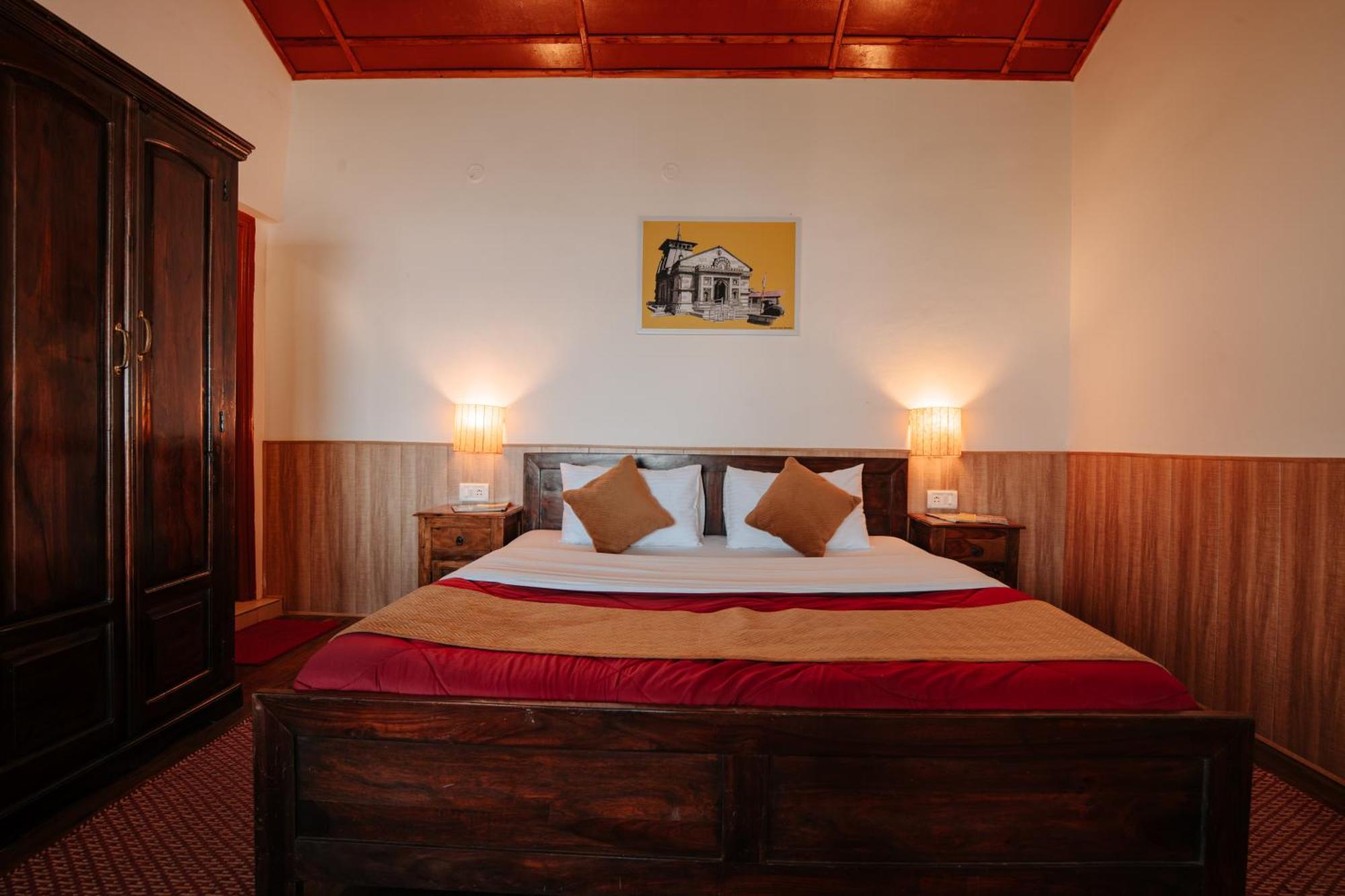Lodge Tehri Retreat Sursingdhar, Near & Kanatal, By Himalayan Eco