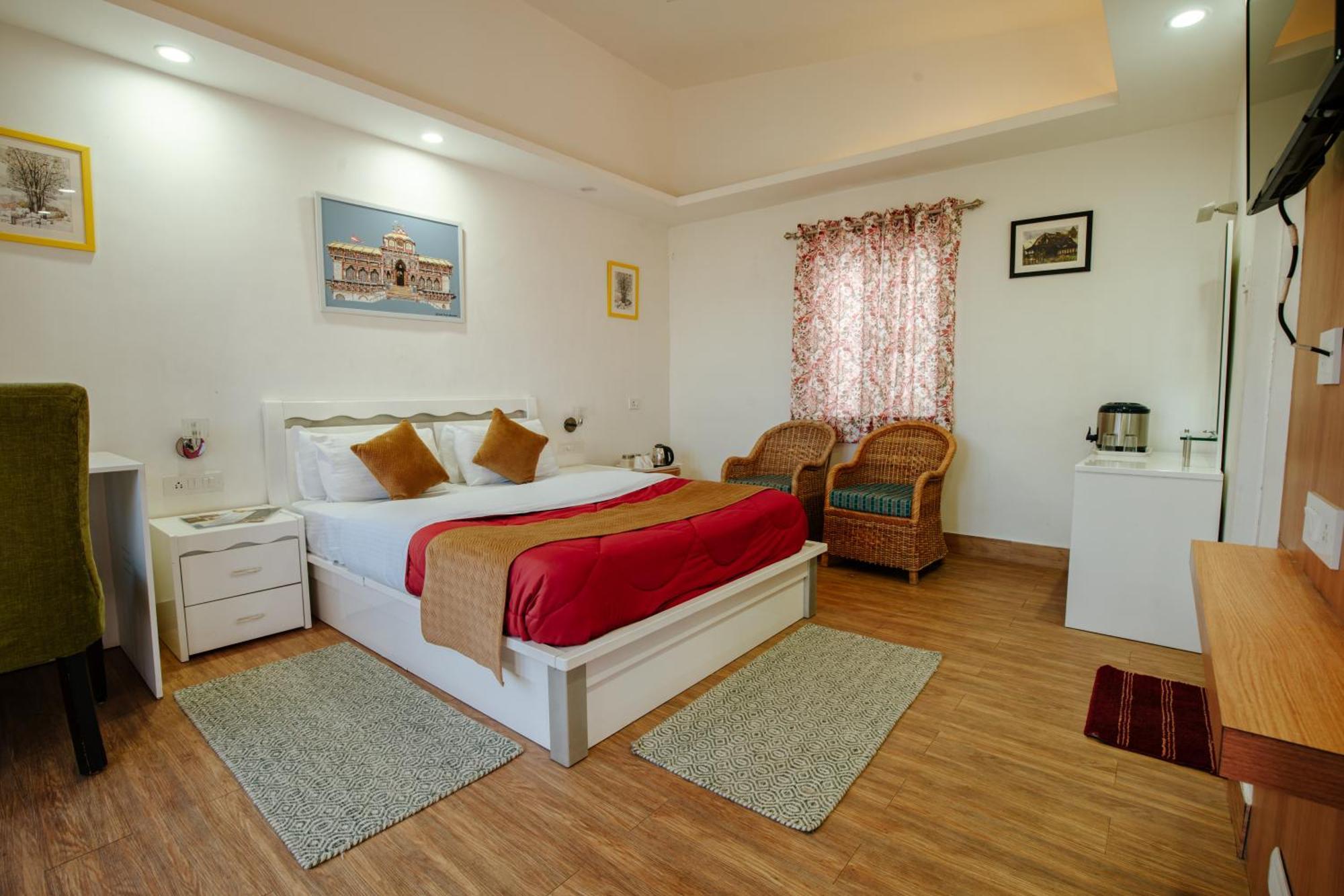 Tehri Retreat Sursingdhar, Near & Kanatal, By Himalayan Eco New Tehri