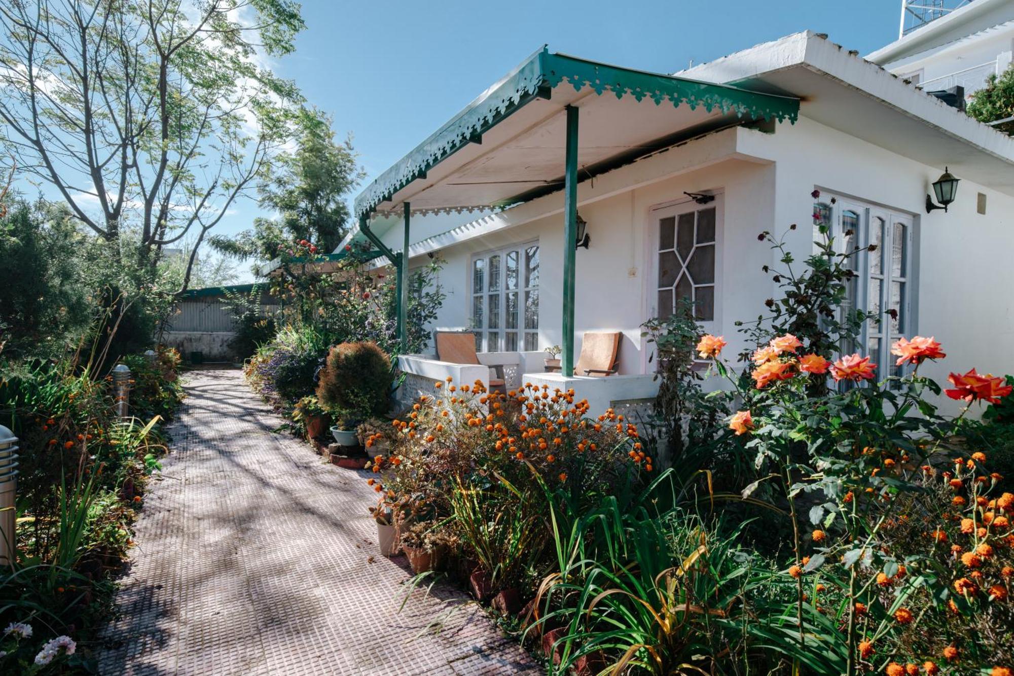 Lodge Tehri Retreat Sursingdhar, Near & Kanatal, By Himalayan Eco New Tehri