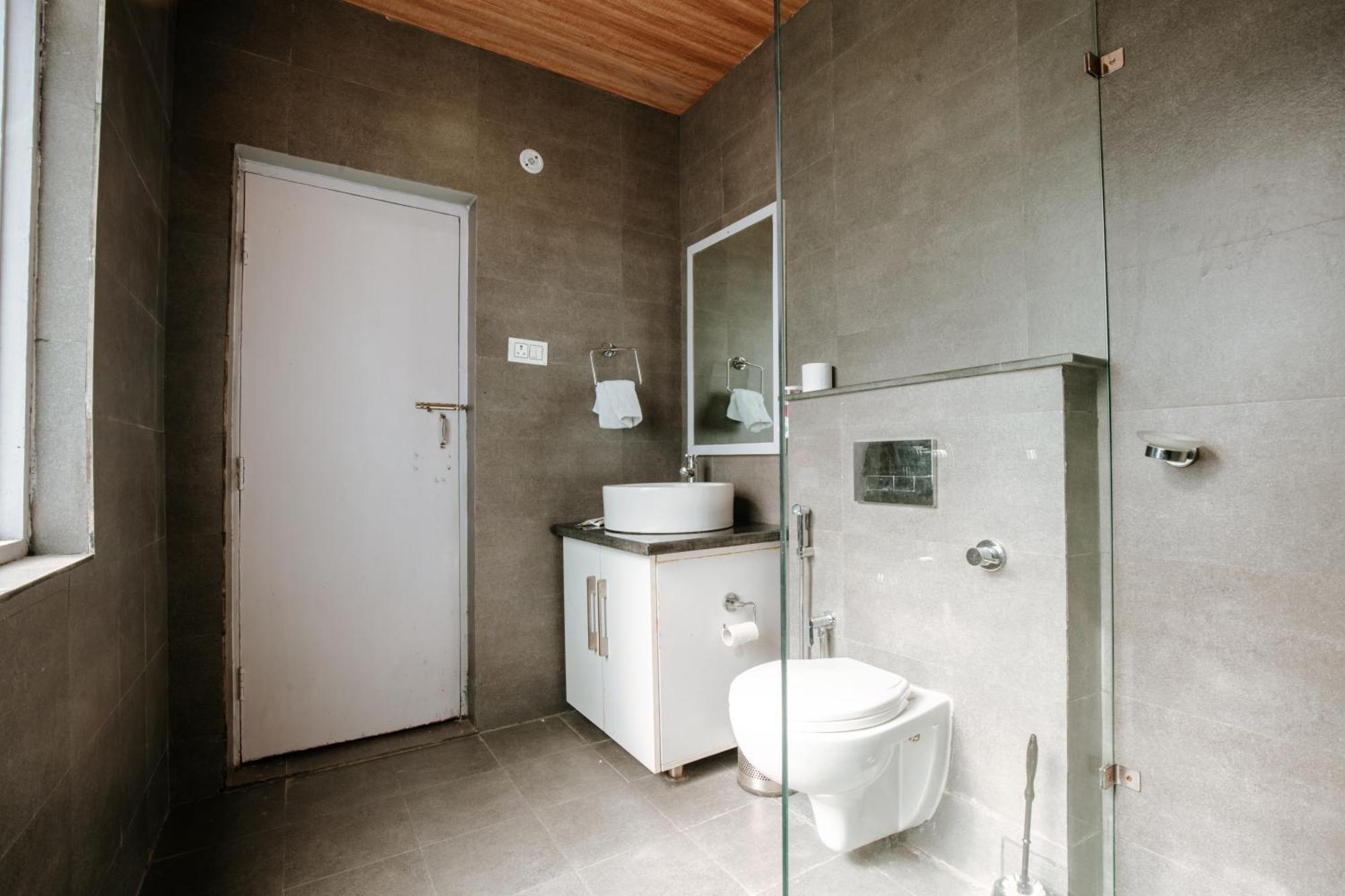 Tehri Retreat Sursingdhar, Near & Kanatal, By Himalayan Eco *
