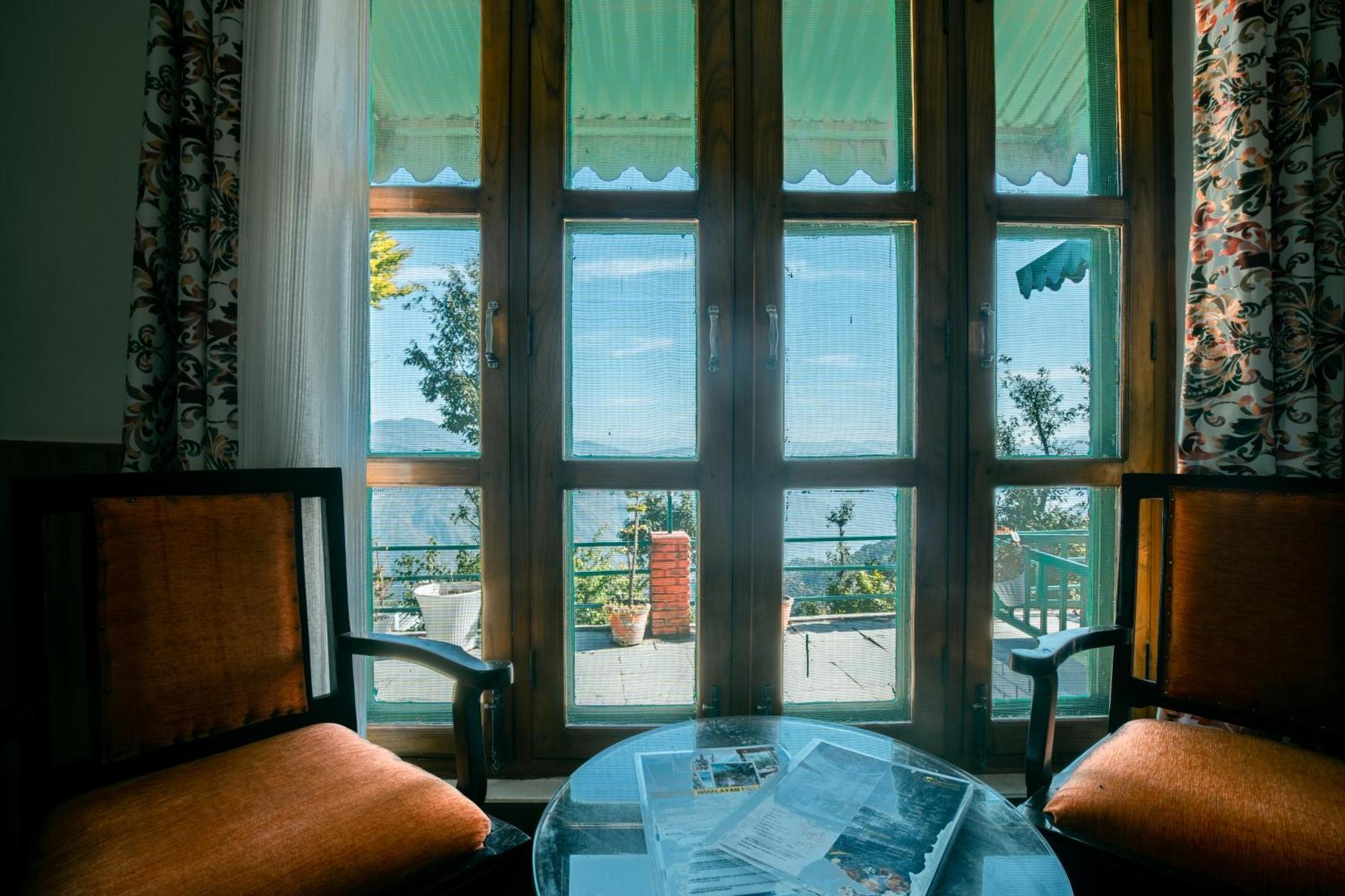 Tehri Retreat Sursingdhar, Near & Kanatal, By Himalayan Eco Lodge